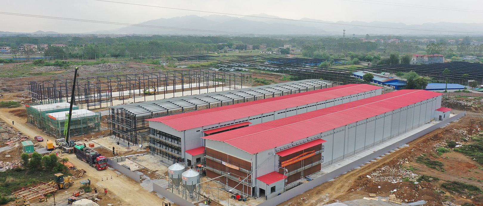 โครงการเลี้ยงไก่ไข่แบบห่วงโซ่อุตสาหกรรมเต็มรูปแบบ Guigang Tongfa 3.6 ล้านตัว